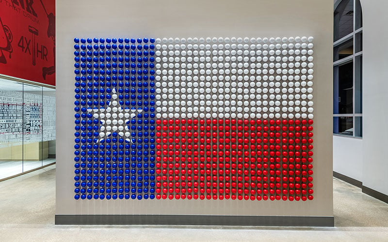 Painted_baseballs_create_an_unforgettable_depiction_of_the_Texas_state_flag_(1)